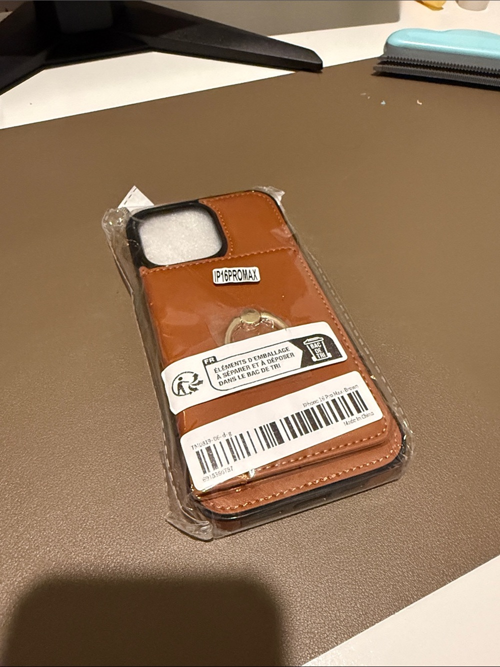 Leather Card Wallet Phone Case with Ring – Brown